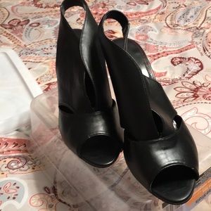 Fioni high heel booties